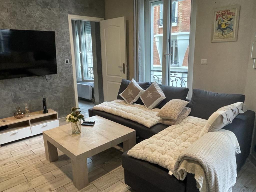 Le Sacre Coeur Apartment Париж Екстериор снимка