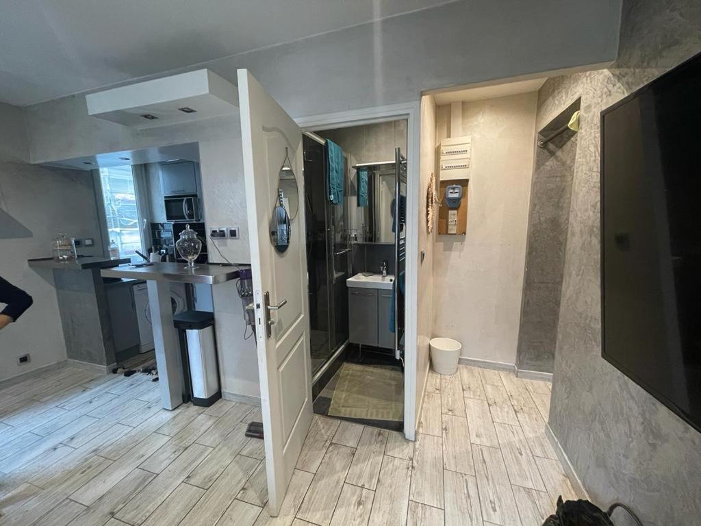 Le Sacre Coeur Apartment Париж Екстериор снимка